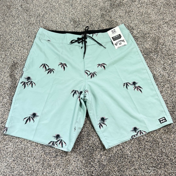 Billabong Other - Billabong Men's Standard Sundays Pro 17 Inch Outseam Boardshort